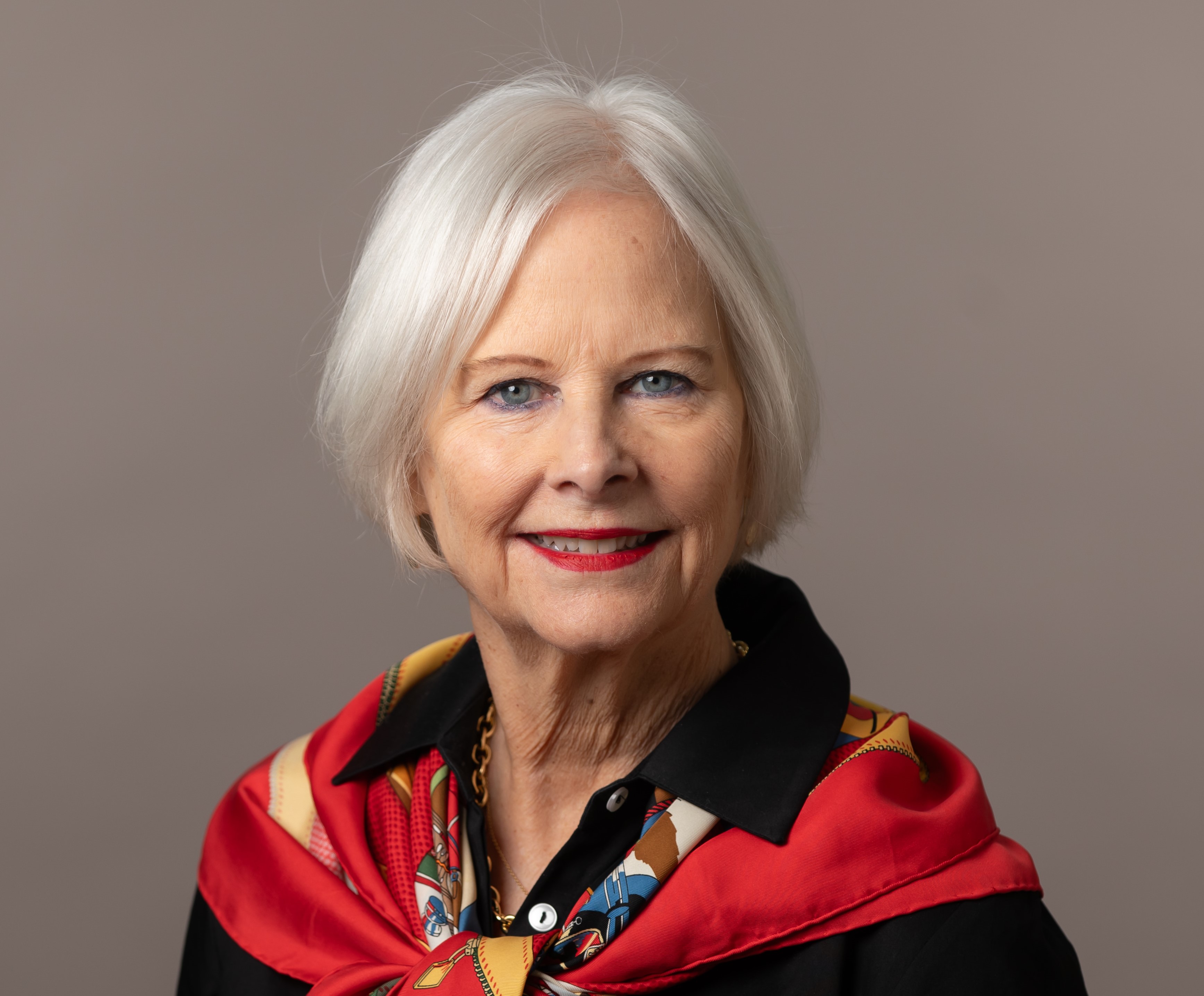 Gin Hodge  